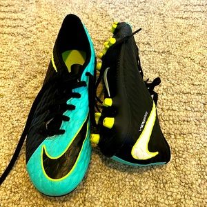 Nike women soccer cleats